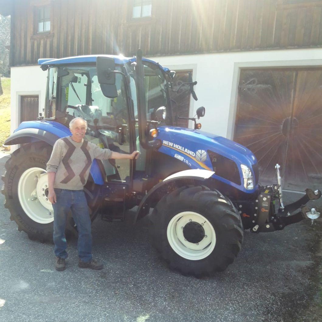 New Holland T4.75