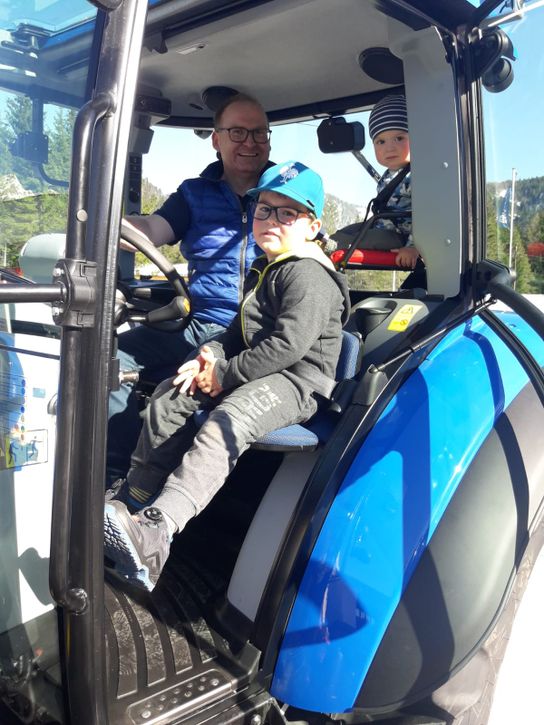 New Holland T4.75